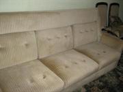 Продам диван светло-серого цвета